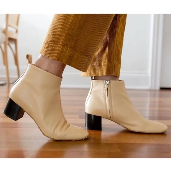 ✨NEW✨ EVERLANE The Day Boot Leather Ankle Bootie Ecru Sz US 7.5M - Picture 4 of 11